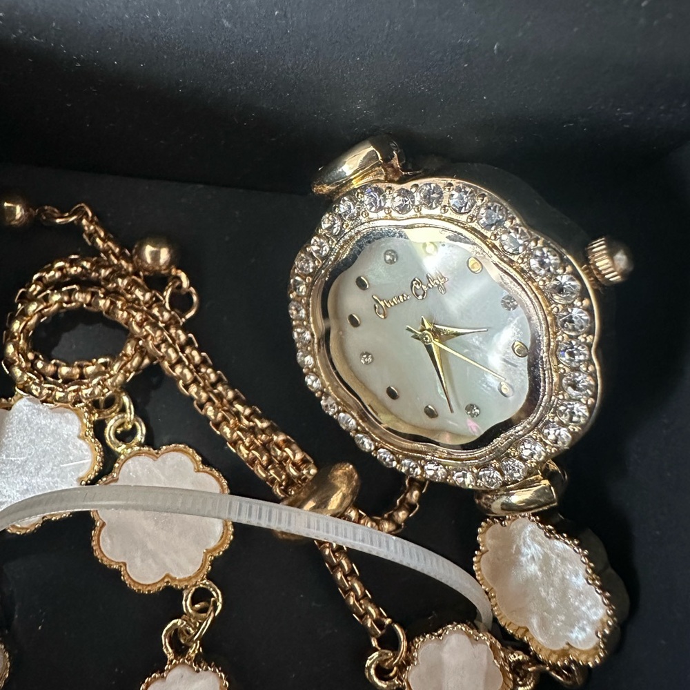 🆕Jessica Carlyle Watch & Bracelet Set - Picture 5 of 11